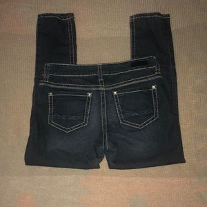 Buckle Daytrip Virgo skinny capris, size 30, gently worn, dark wash